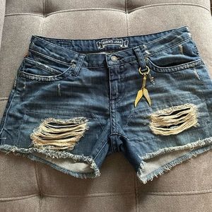 ROBIN’S JEAN DENIM SHORTS